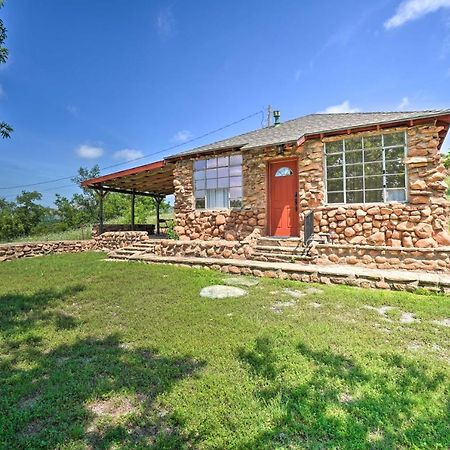 Enchanting Hilltop Cottage In Medicine Park! Kültér fotó